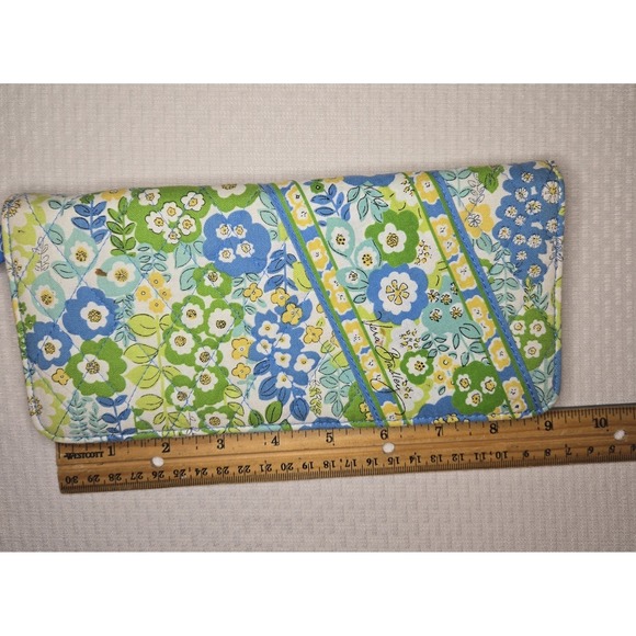 VERA BRADLEY Travel Envelope Passport Wallet Organizer English Meadow Retired - Picture 4 of 8